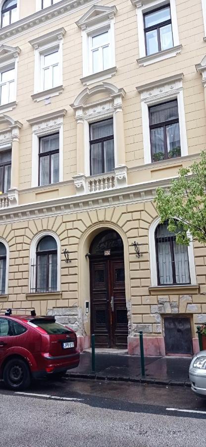Western Apartman Budapest Extérieur photo